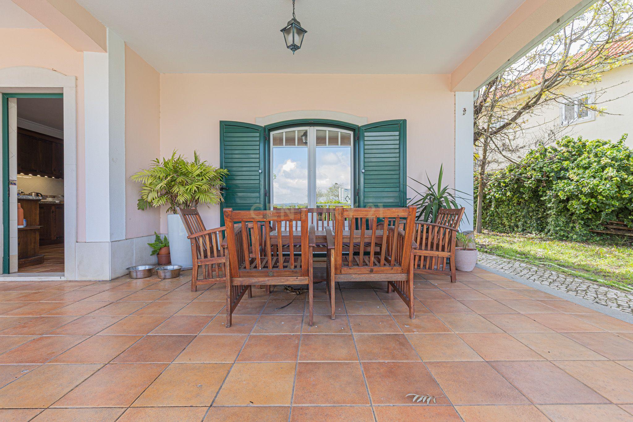 Moradia T5 - Almada - Piscina - Garagem -  364 m² - Terreno 1.024 m² - Image 62