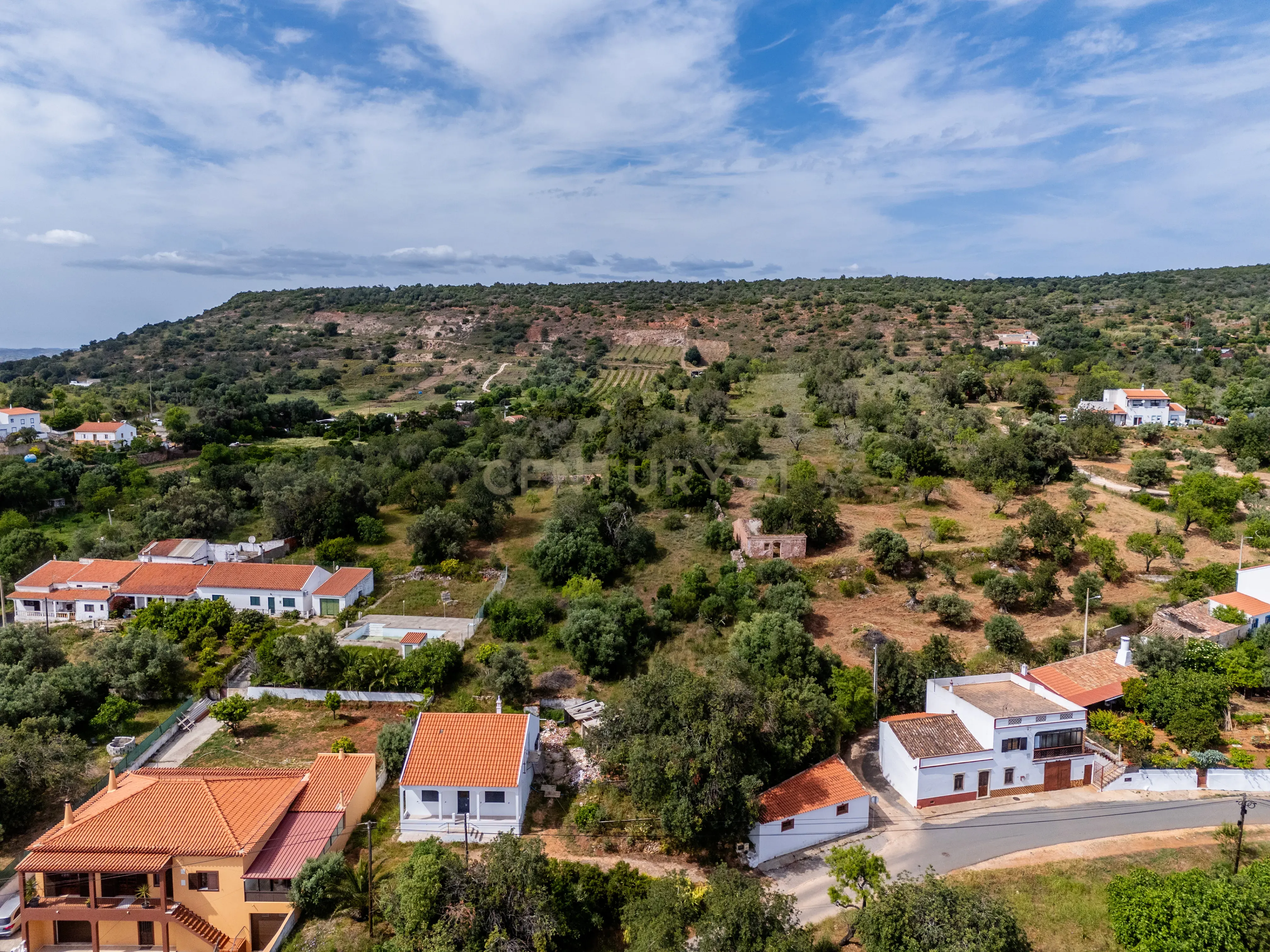 Fotografia 6 de Terreno com Potencial para 3 Moradias | 2.680 m² | São Bartolomeu de Messines | Silves