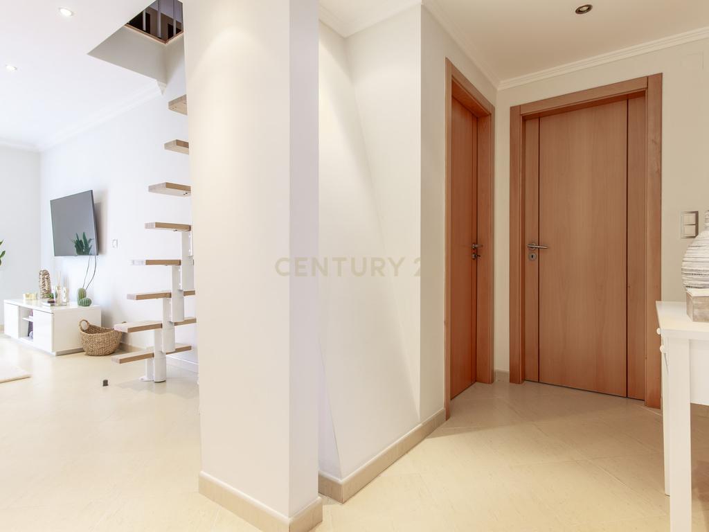 Apartamento T2 +1 em Quinta do Conde - Image 9