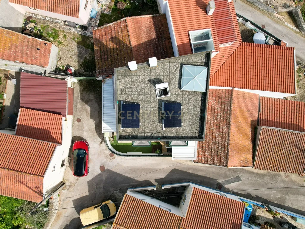 🏡 Moradia T3 com Rooftop Vista Mar, Paineis Fotovoltaico e zona exterior – Viva com Conforto e Sustentabilidade em zona tranquila a pouco minutos do Mar da Ericeira - Image 57