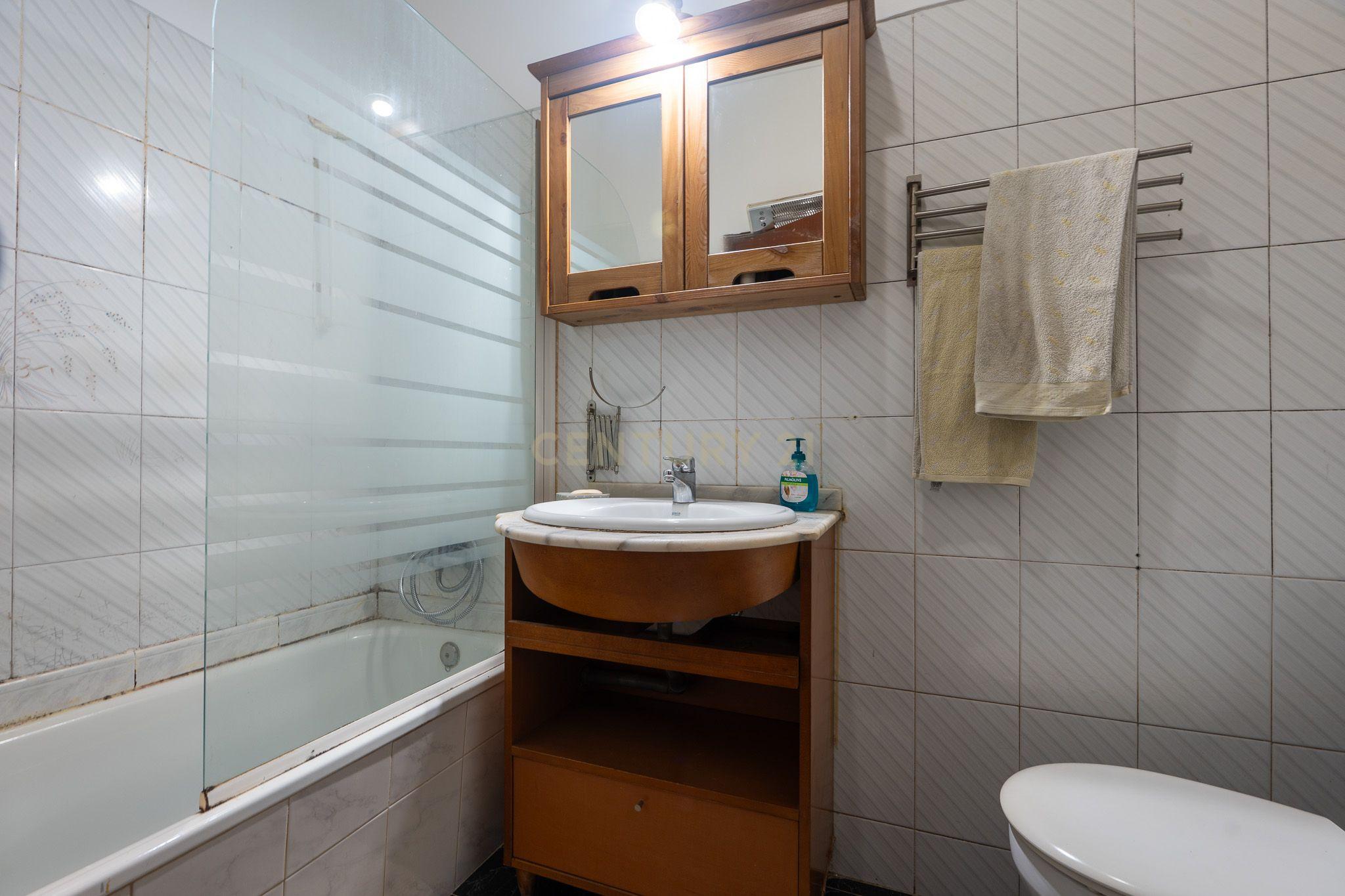 ESPECTACULAR APARTAMENTO T2 EM SACAVÉM - Image 21