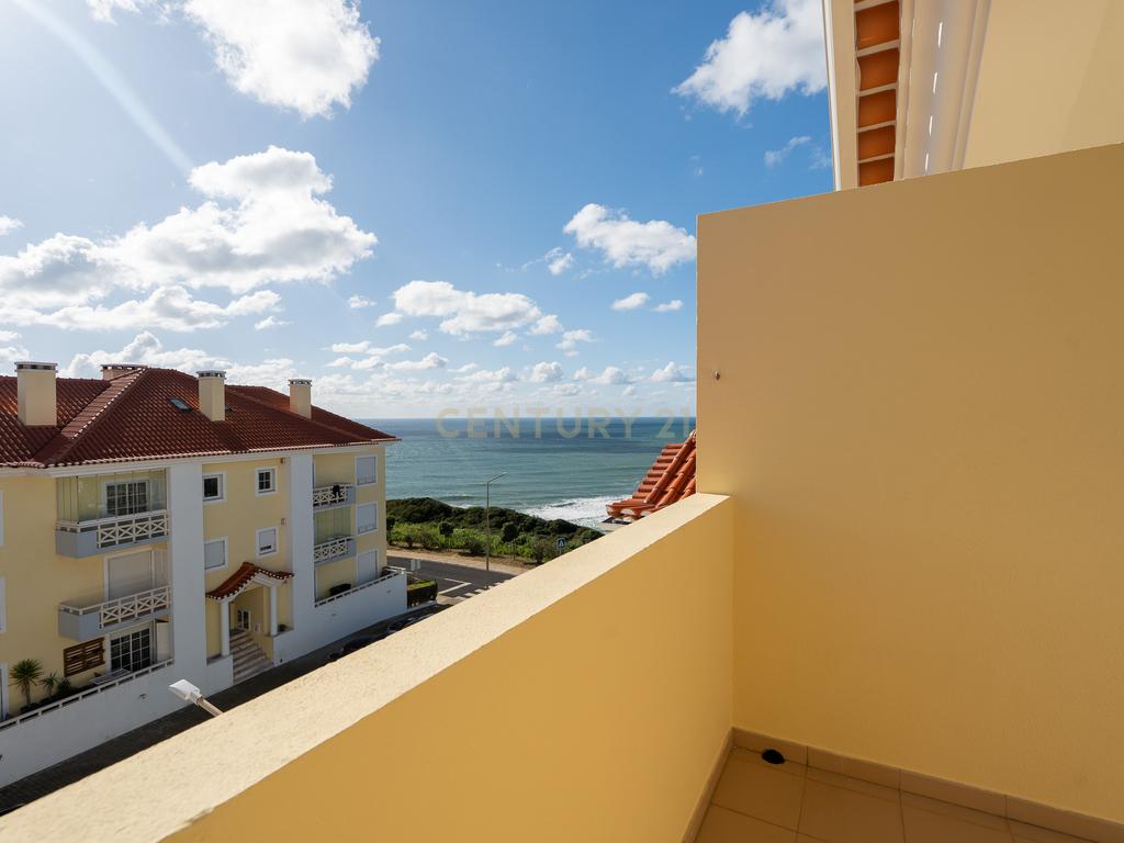 🏡 Apartamento Duplex T3/T4 na Ericeira – Vista Mar e Serra! 🌊⛰️ - Image 35
