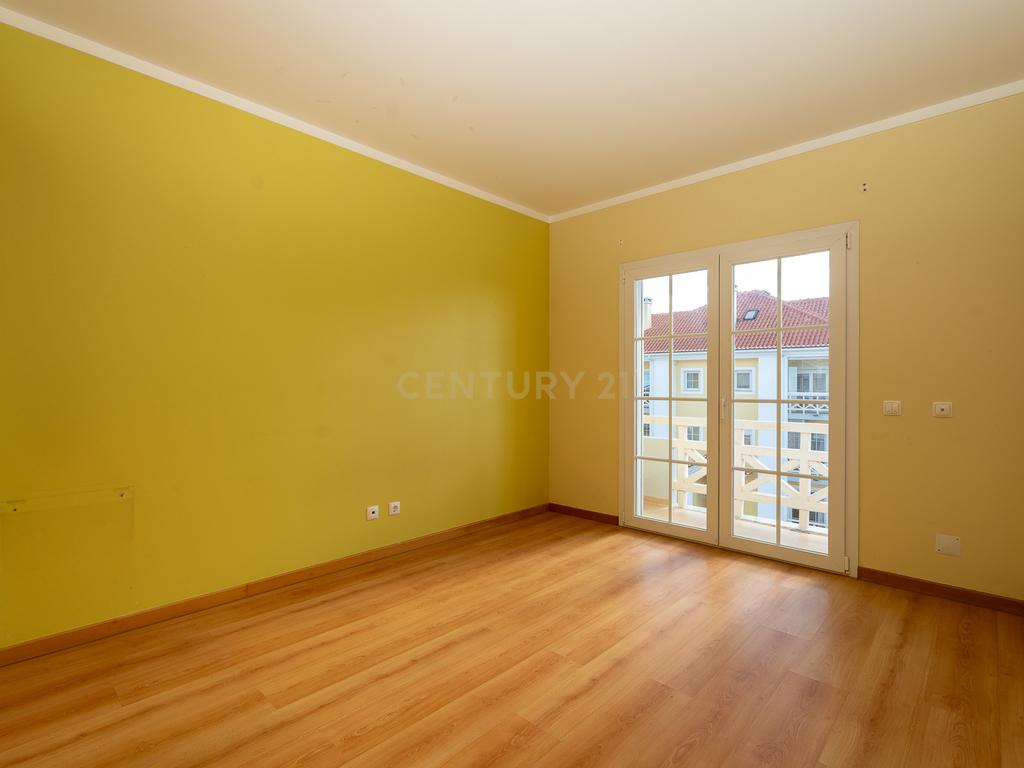 🏡 Apartamento Duplex T3/T4 na Ericeira – Vista Mar e Serra! 🌊⛰️ - Image 27