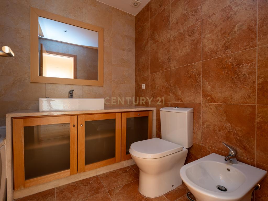 🏡 Apartamento Duplex T3/T4 na Ericeira – Vista Mar e Serra! 🌊⛰️ - Image 30