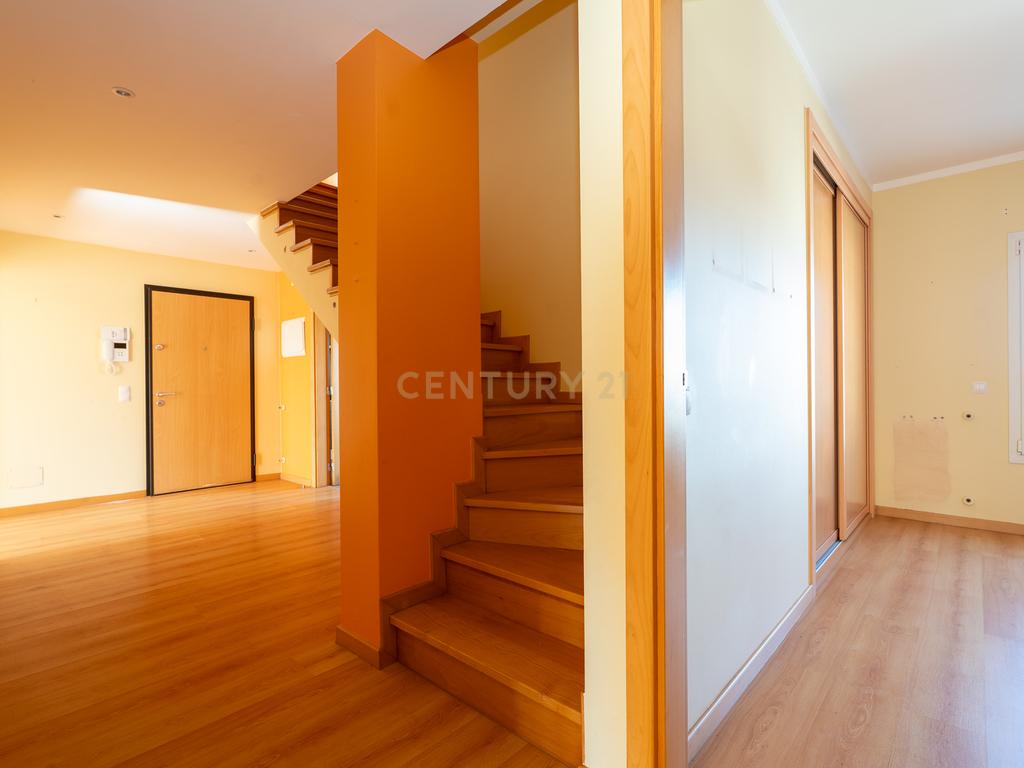 🏡 Apartamento Duplex T3/T4 na Ericeira – Vista Mar e Serra! 🌊⛰️ - Image 22