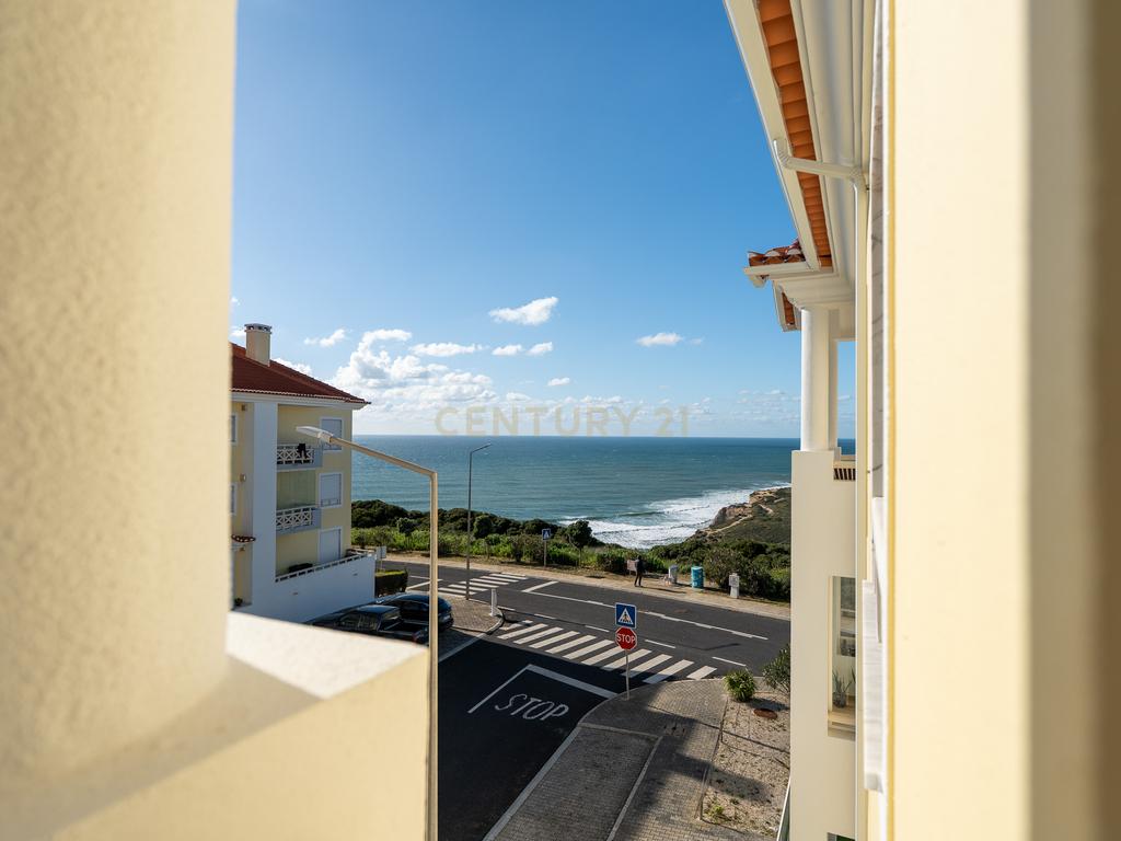 🏡 Apartamento Duplex T3/T4 na Ericeira – Vista Mar e Serra! 🌊⛰️ - Image 10