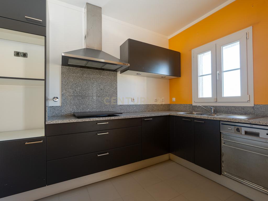 🏡 Apartamento Duplex T3/T4 na Ericeira – Vista Mar e Serra! 🌊⛰️ - Image 15