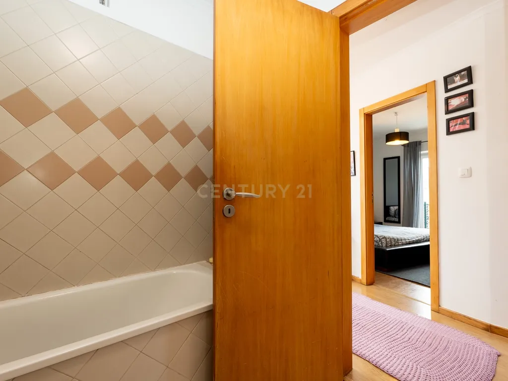 🏡 Moradia T3 com Rooftop Vista Mar, Paineis Fotovoltaico e zona exterior – Viva com Conforto e Sustentabilidade em zona tranquila a pouco minutos do Mar da Ericeira - Image 42
