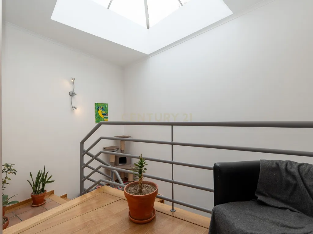 🏡 Moradia T3 com Rooftop Vista Mar, Paineis Fotovoltaico e zona exterior – Viva com Conforto e Sustentabilidade em zona tranquila a pouco minutos do Mar da Ericeira - Image 10