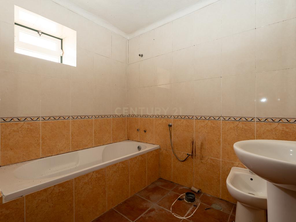 Moradia T2 Curvel, Carvoeira (Torres Vedras) - Image 17