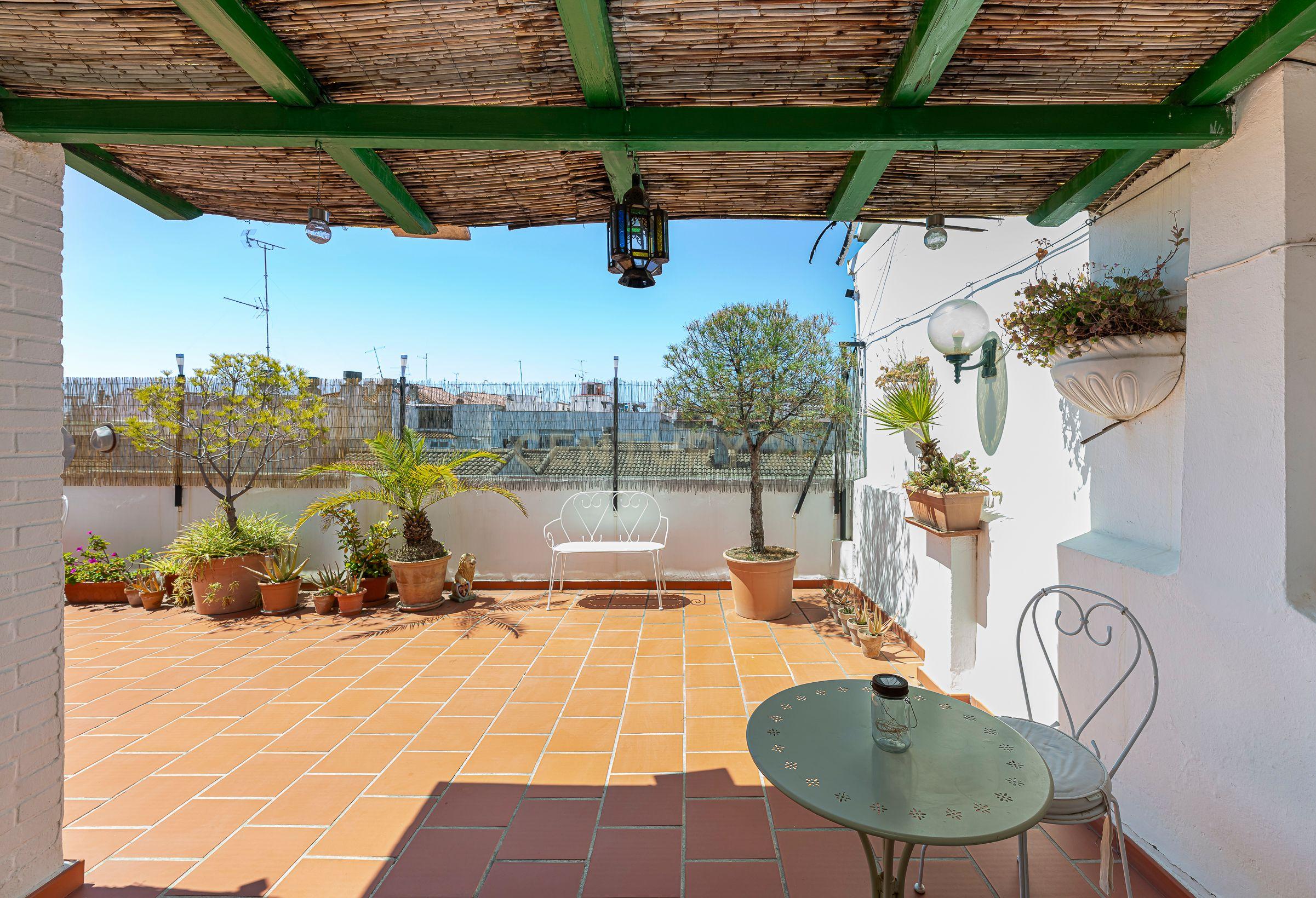 Penthouse brilhante com telhado no coração de San Pedro de Alcantara, Marbella. - Image 2
