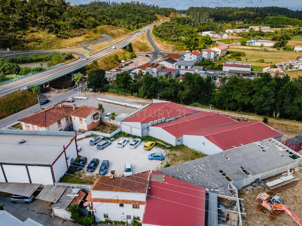 Armazém composto por 3 Edifícios e Amplo Logradouro – Ponte das Mestras, Leiria - Image 26