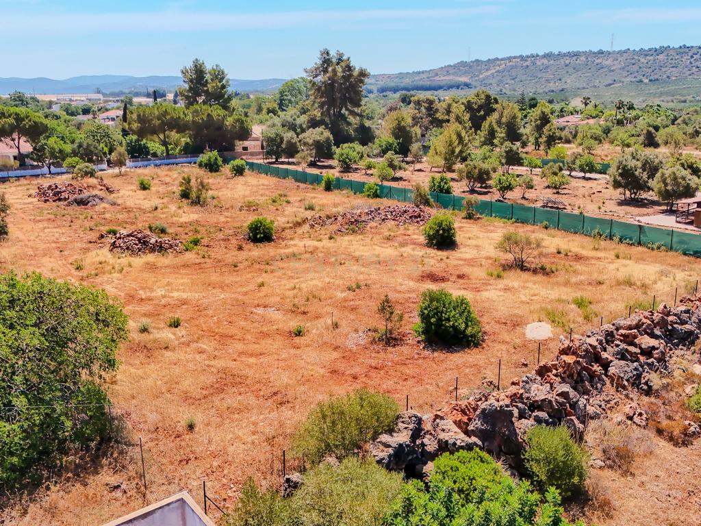 Terreno de 5000 M2 com Projeto em Fase de Aprovação – Foral, Silves | Algarve - Image 9