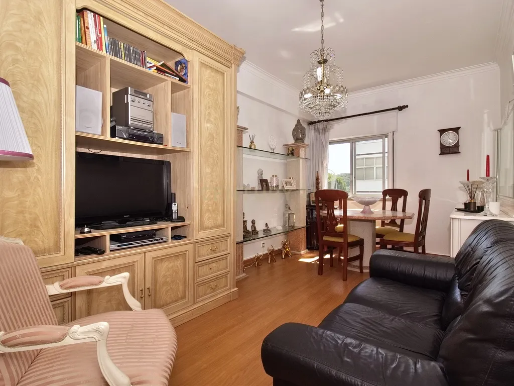 Apartamento T3 com 2 casas de banho em Barcarena – Pronto a habitar - Image 4