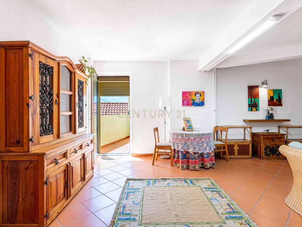 Apartamento T0+2 perto da praia na Ericeira! - Image 1
