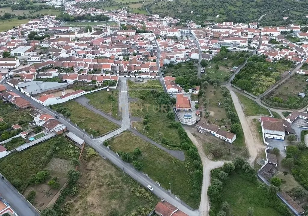 Lote de Terreno Urbano em Alcáçovas – Oportunidade Única para Construção de Habitação - Image 7