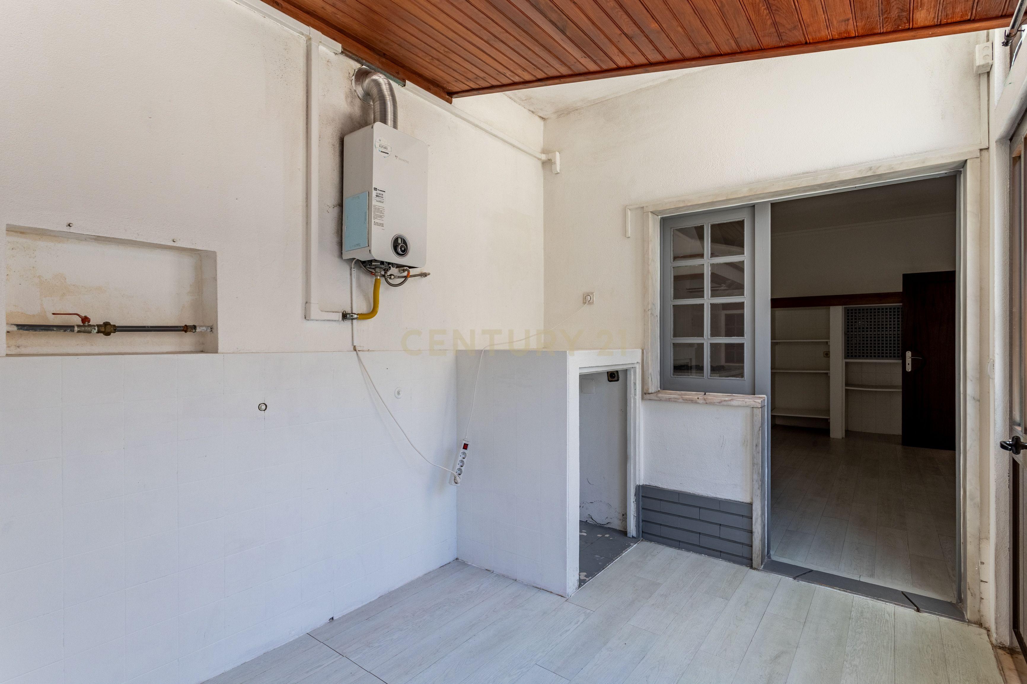 Fotografia 12 de Espaçosa Moradia T3 em Azambuja, Lisboa