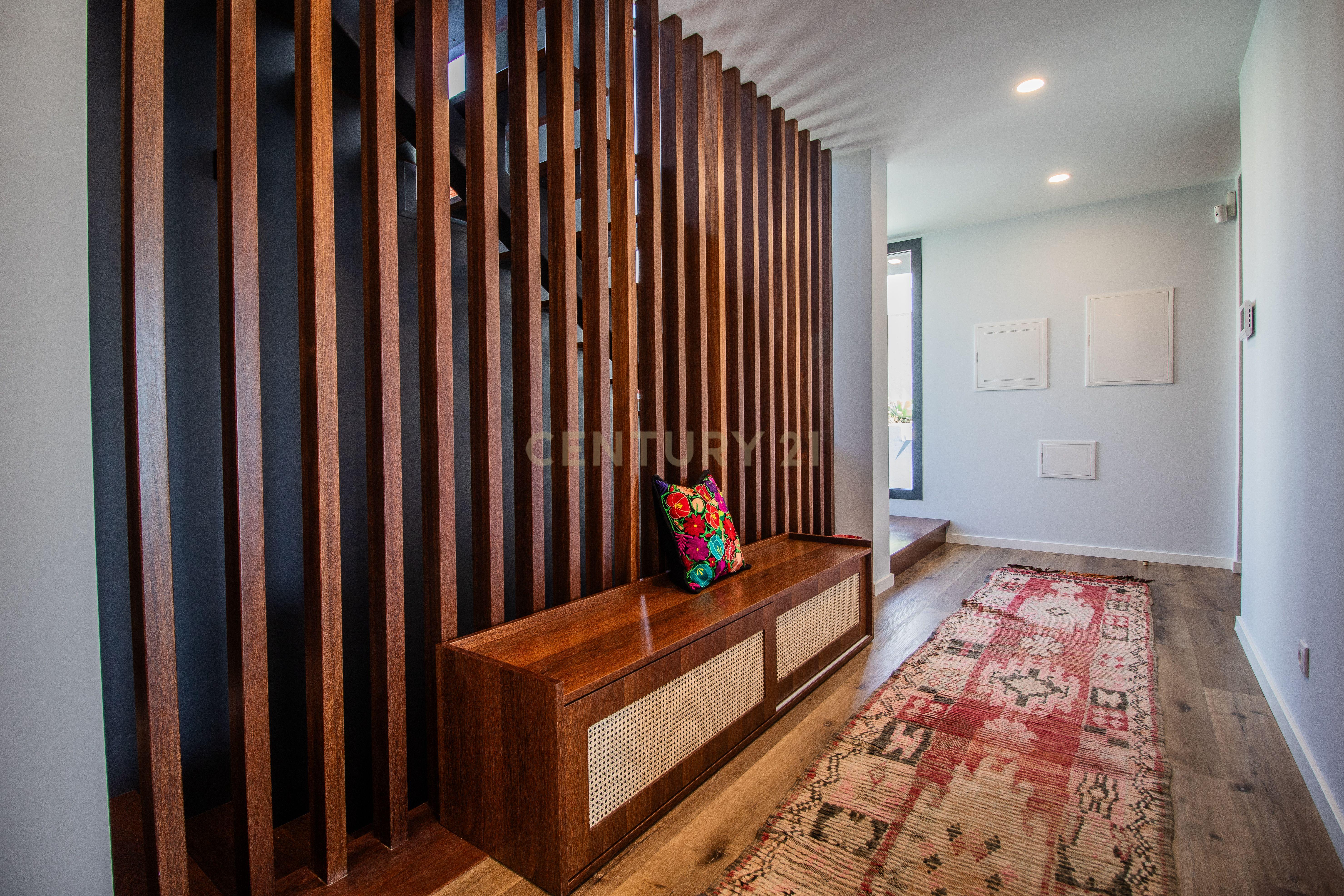 Fotografia 11 de Moradia de Arquitetura Contemporânea | Primeira Linha de Mar