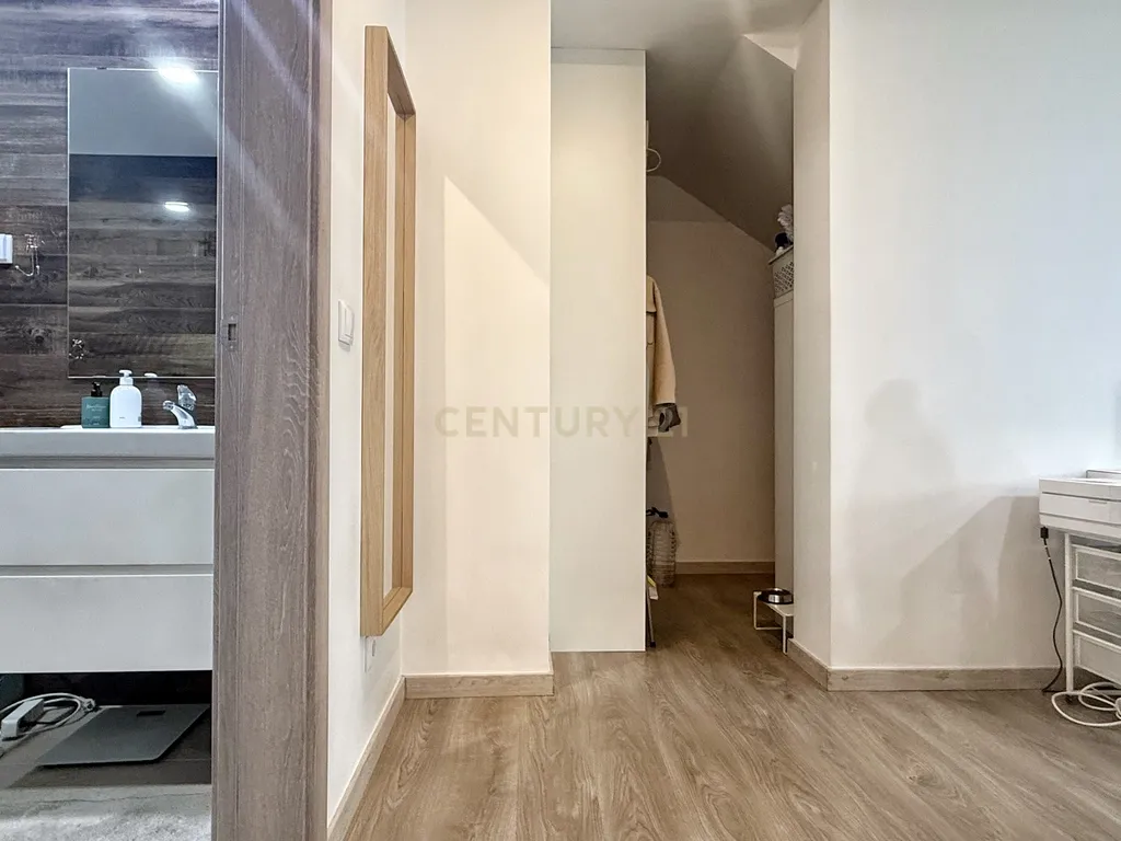 Apartamento Novo T1 com logradouro no Montijo - Image 5