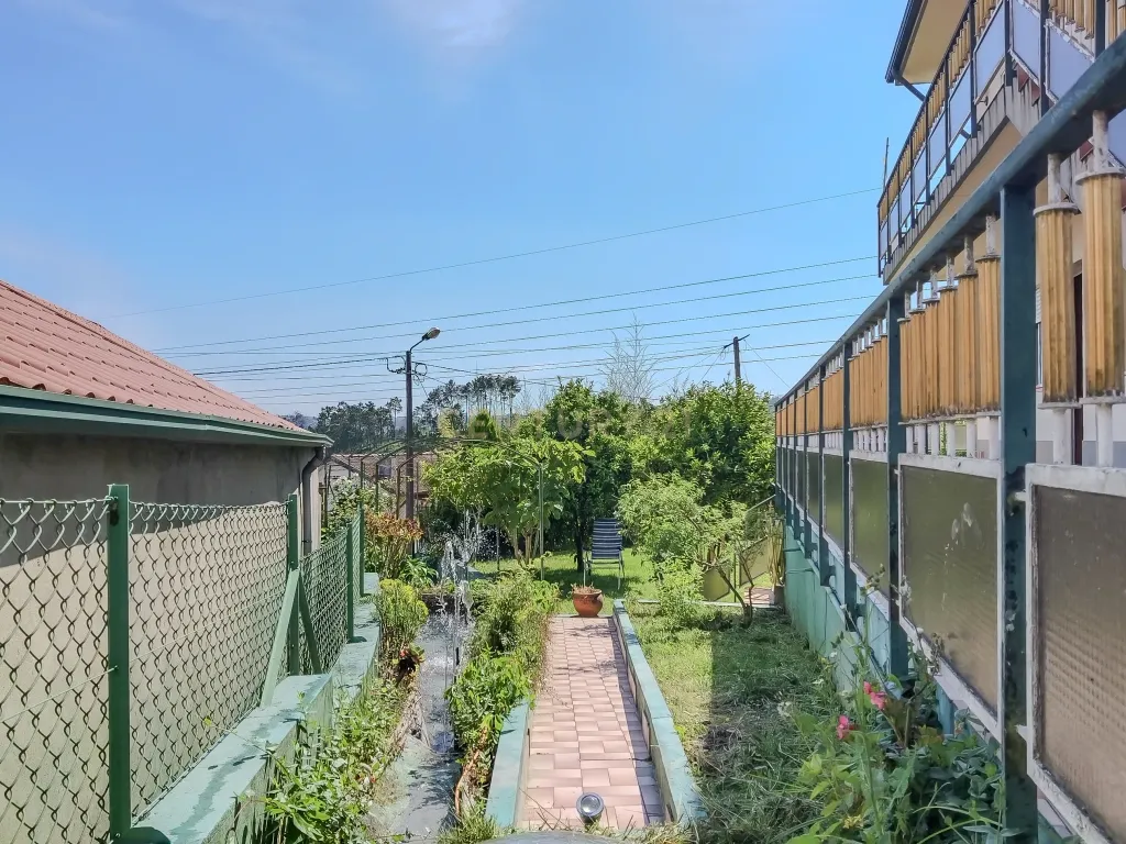 Moradia Bifamiliar T3+T3 em São Pedro da cova – Espaço, Tranquilidade e Conforto - Image 52
