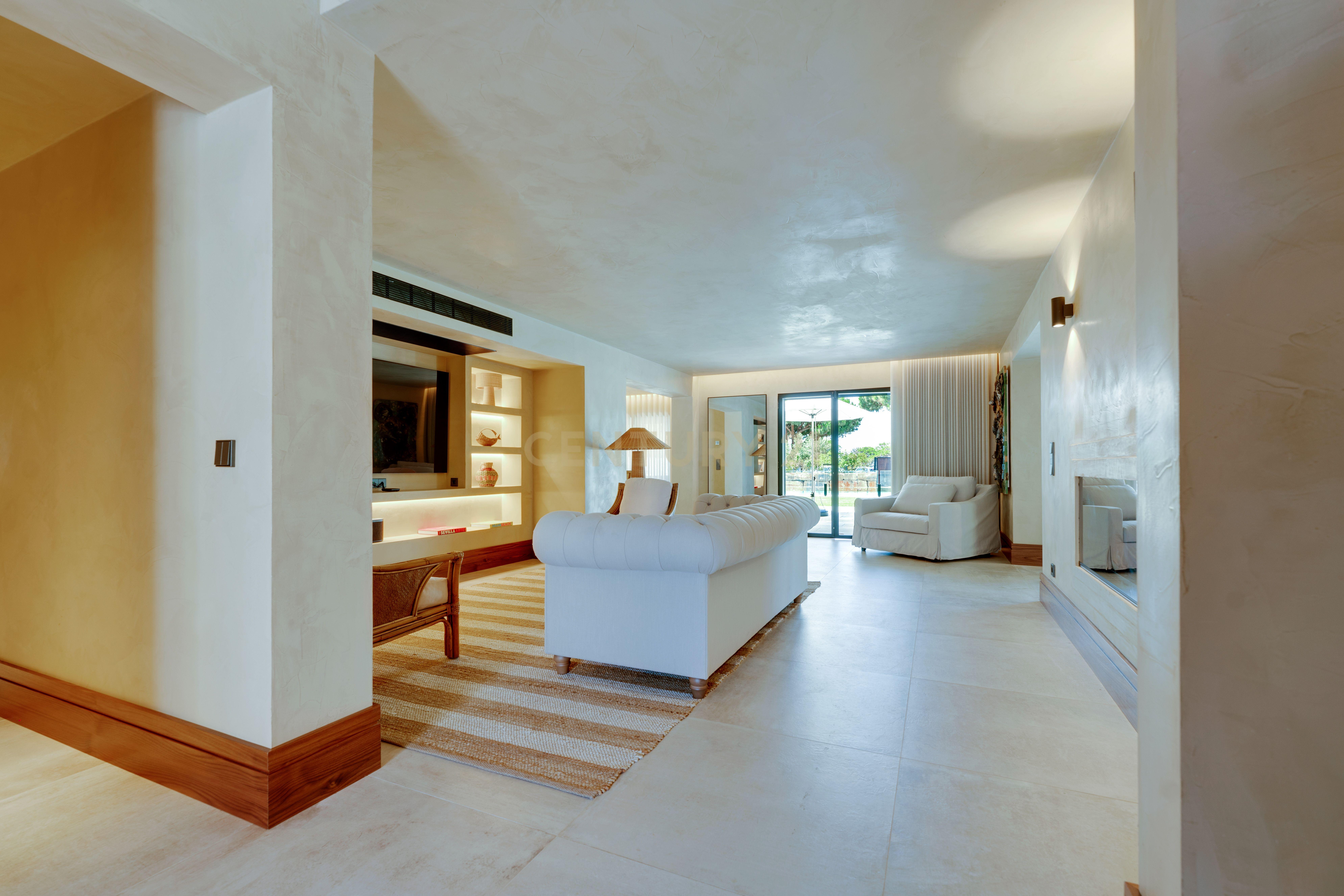 Fotografia 6 de CASA DE LUXO NA PRAIA DA GALÉ · ALGARVE , onde o luxo encontra o mar.