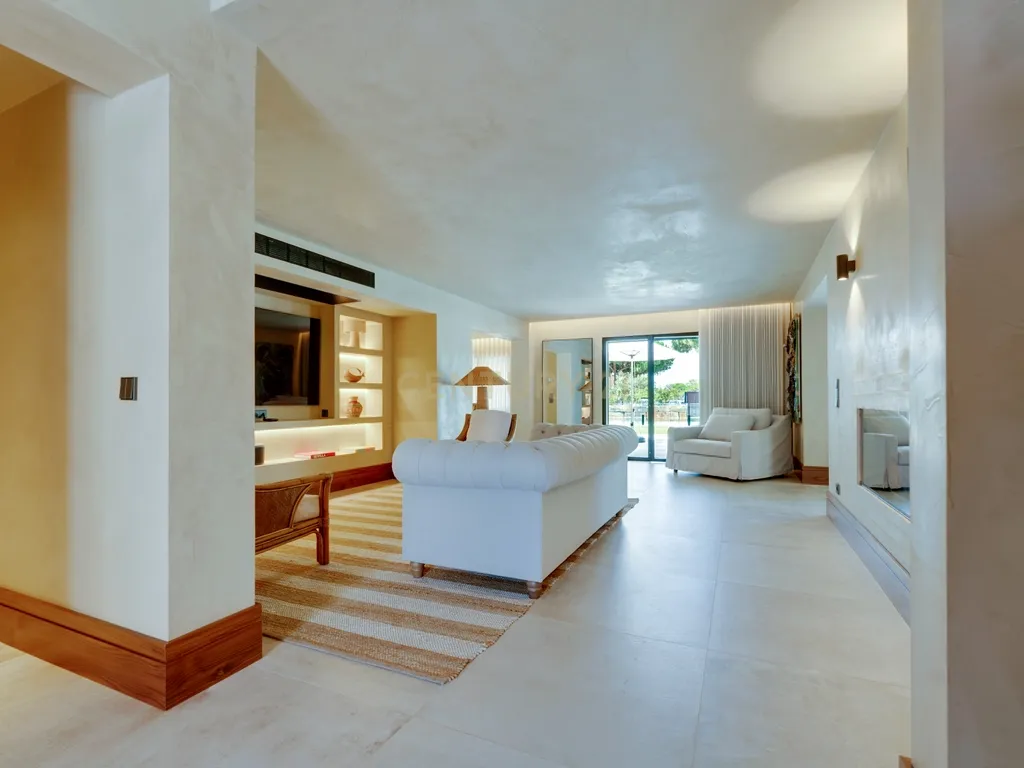 CASA DE LUXO NA PRAIA DA GALÉ · ALGARVE , onde o luxo encontra o mar. - Image 6