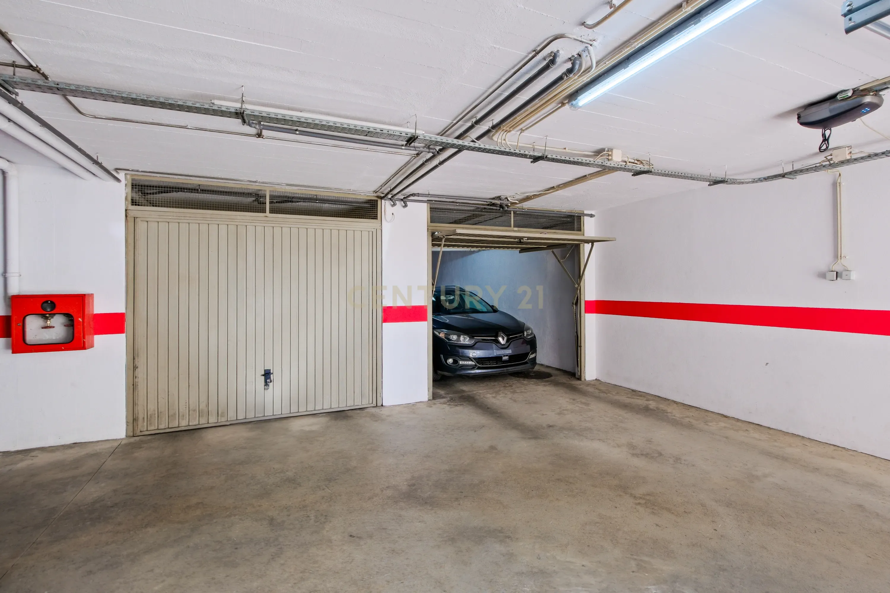 Duplex em Lisboa, Sintra: Espaço e Conforto com Vista Serra Sintra - Image 45