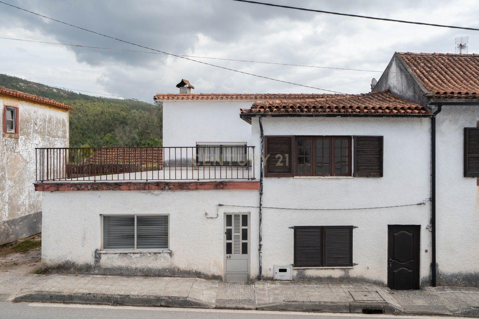 Fotografia 4 de Encantadora Moradia em São Miguel de Poiares, Coimbra