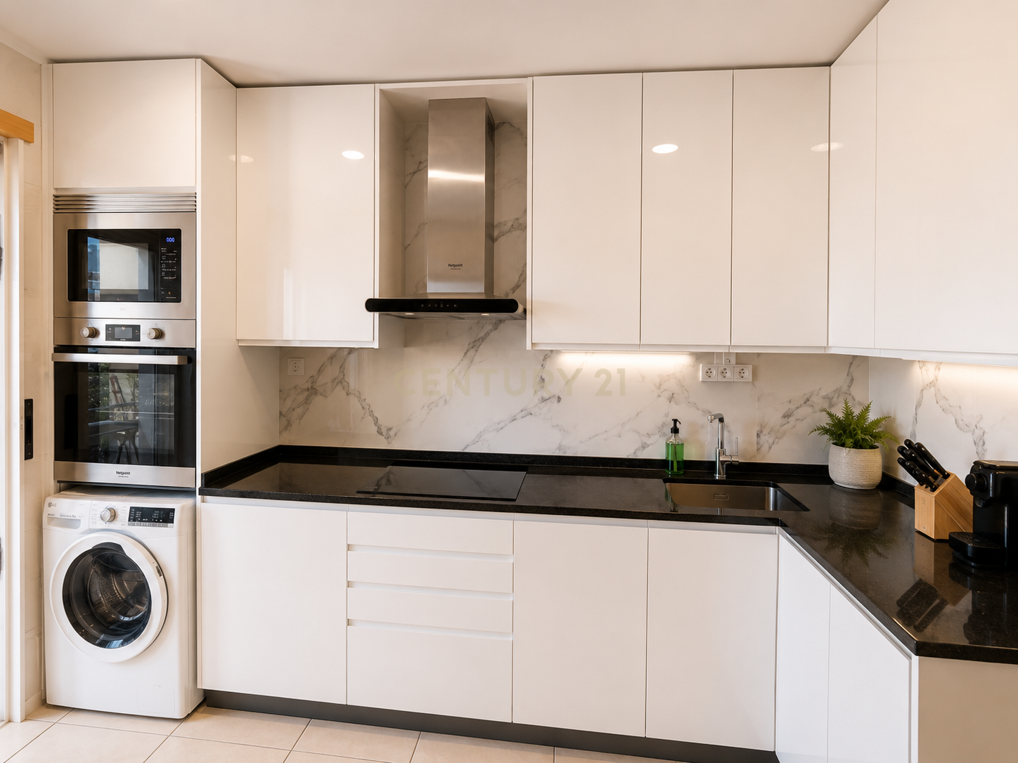 Fotografia 6 de Apartamento T1 Espaçoso a 5 Minutos a Pé da Praia | Quinta dos Arcos, Armação de Pêra
