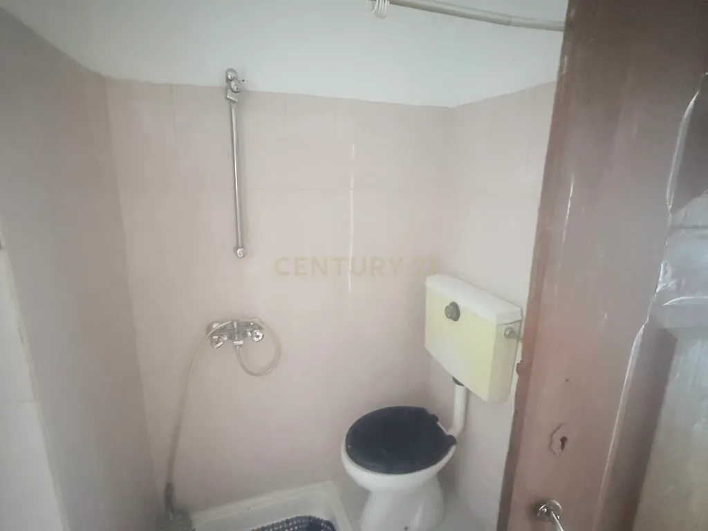 Casa de Pedra com potencial no coração do Gerês - perto do Lindoso - Image 18