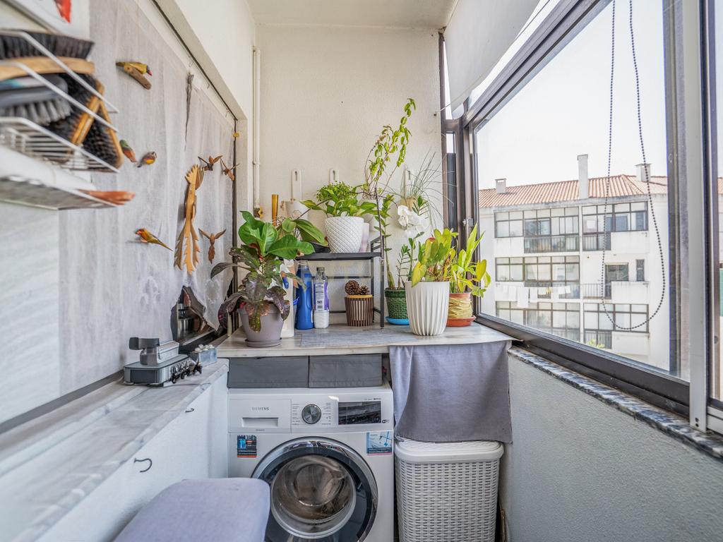Apartamento Duplex T3+2 com Garagem Box - Image 11