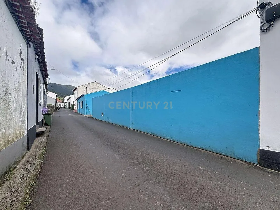 🌿 MORADIA 3 QUARTOS, COM 1.378 M² DE TERRENO | LOMBA DO BOTÃO– POVOAÇÃO - Image 2