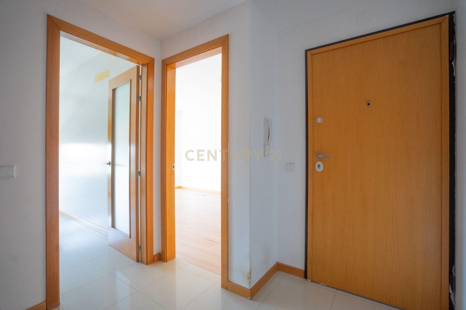 Apartamento T2 - Lousã - Image 8