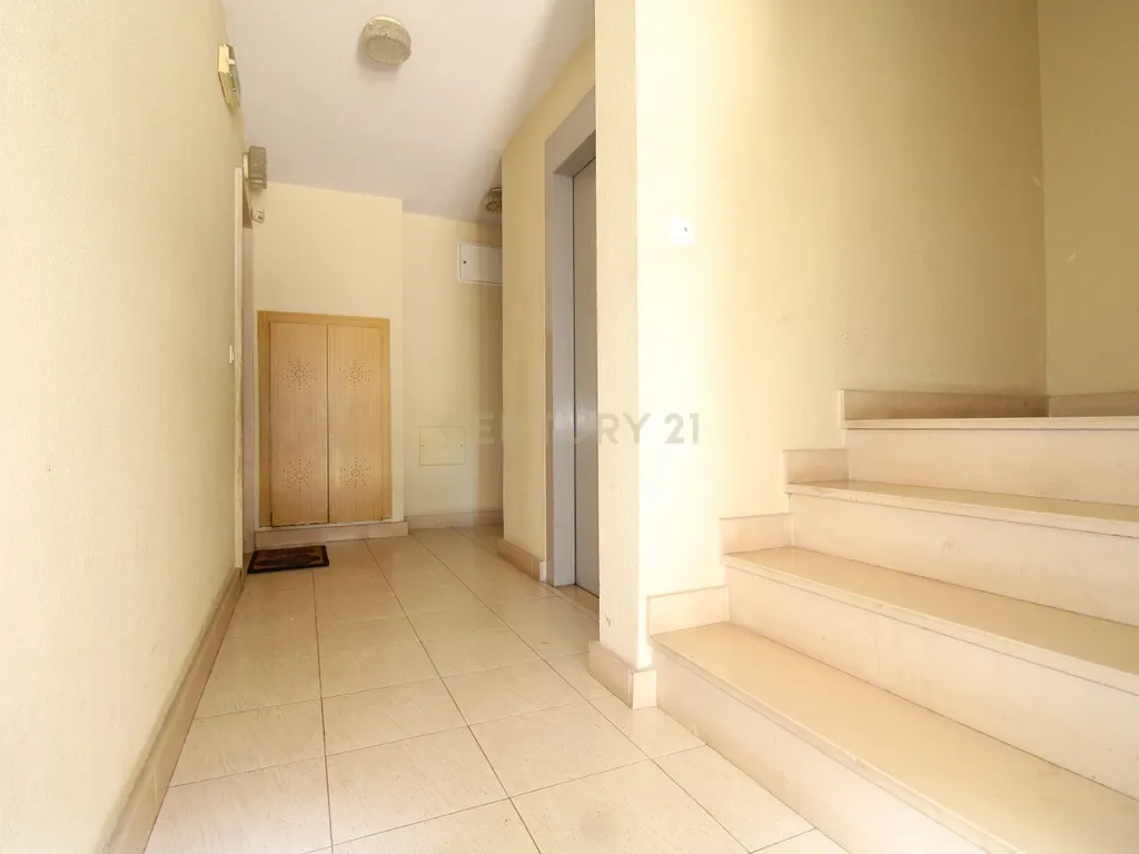 Excelente apartamento T3 com garagem - Afonsoeiro - - Image 36