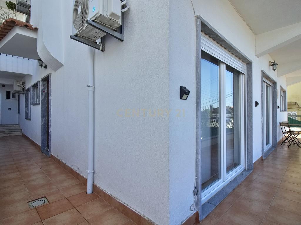 Andar de moradia T4 na Madorna, Cascais - Image 17