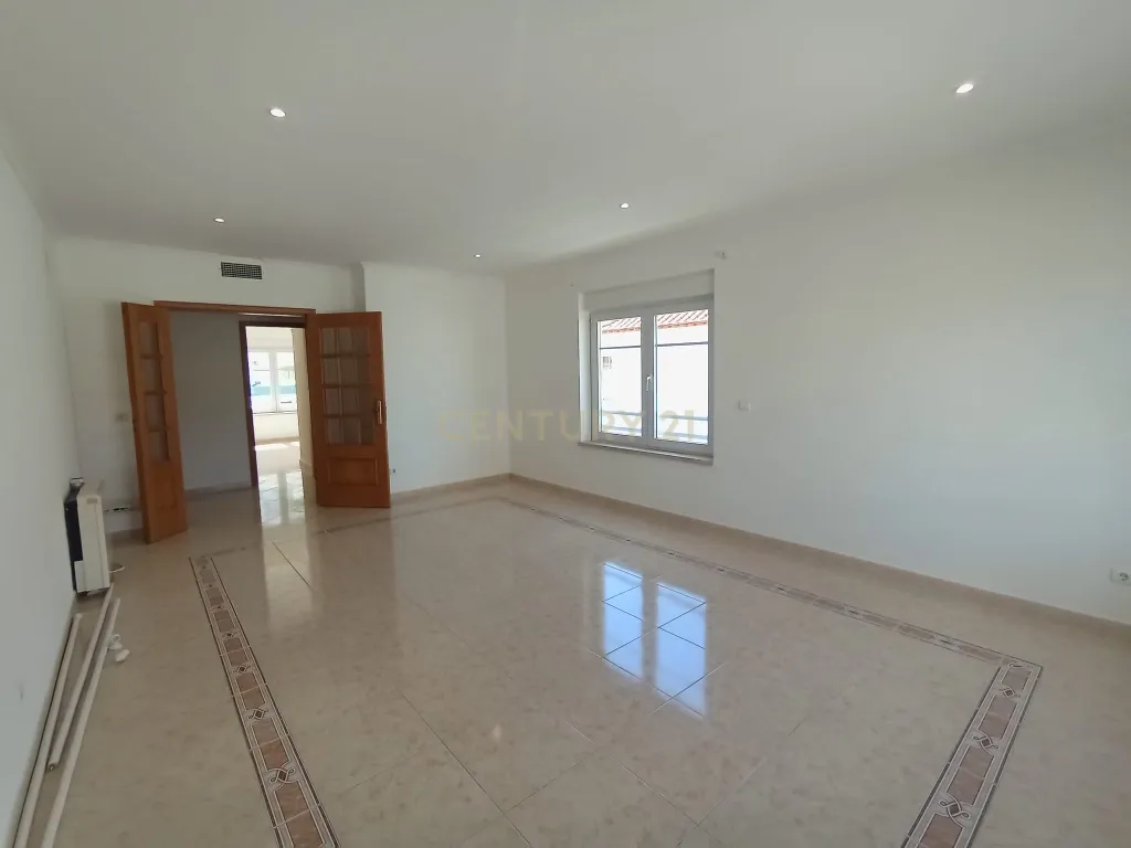 Apartamento T3 na Costa da Caparica - Image 21
