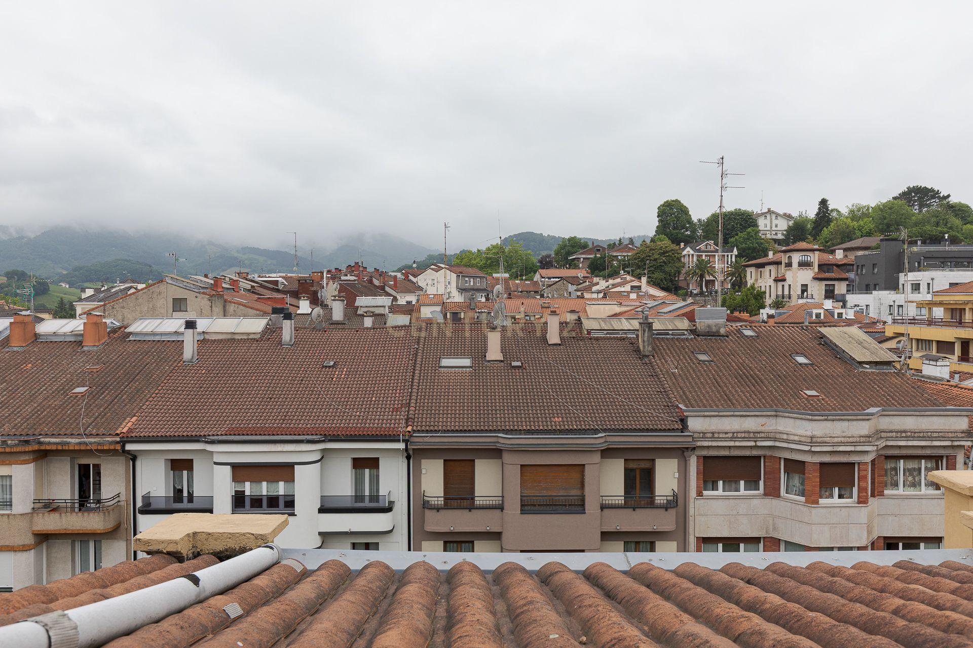 Apartamento Renovado com Vista Panorâmica em Gipuzkoa - Image 16