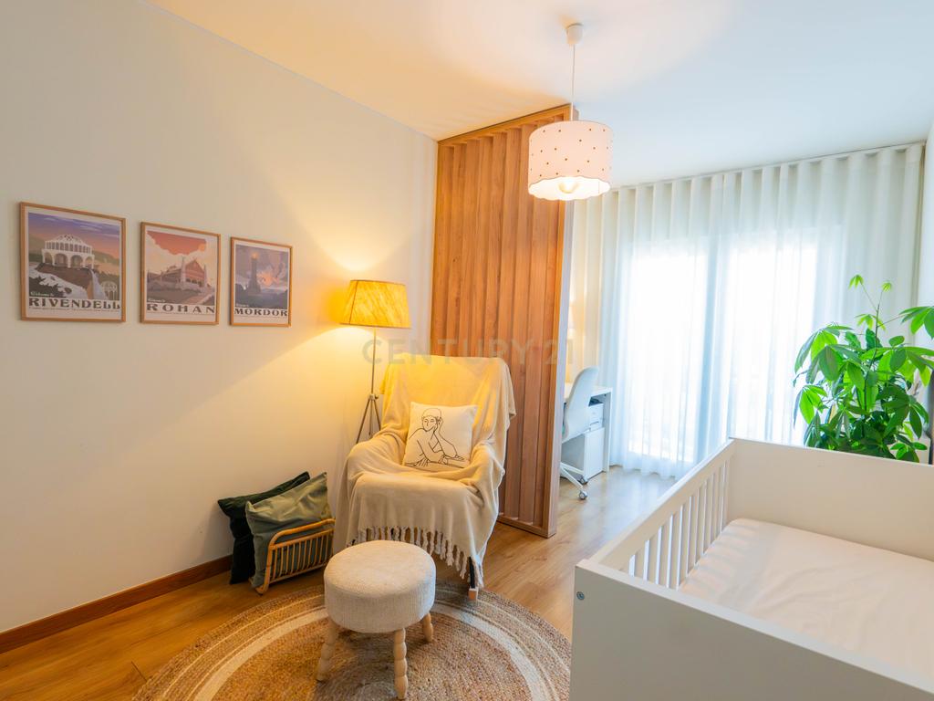 T2 com 115m² na Quinta de São Macário | Varandas | Elevador | Arrecadação | Vista de mar subtil - Image 35