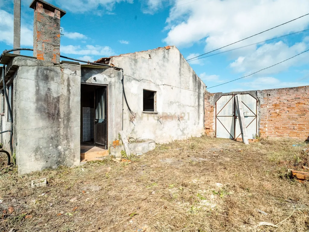 Moradia T7 com Enorme Potencial em Lote Total de 5.611 m² - Image 22
