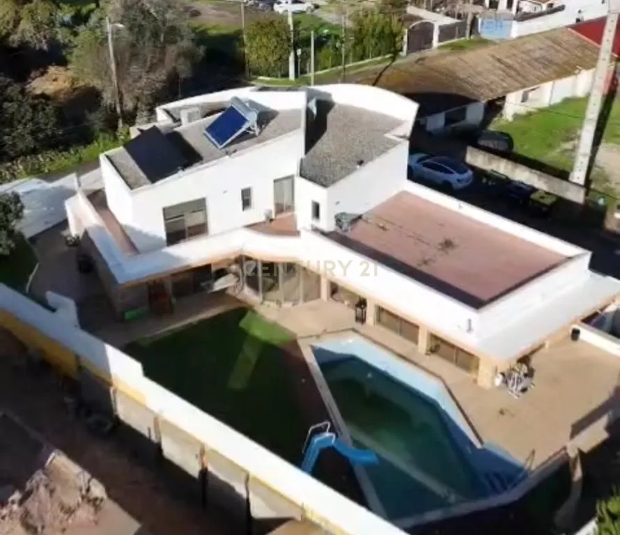Casa T5 em Sesimbra, Setúbal com Piscina e Jardim Privado - Image 23
