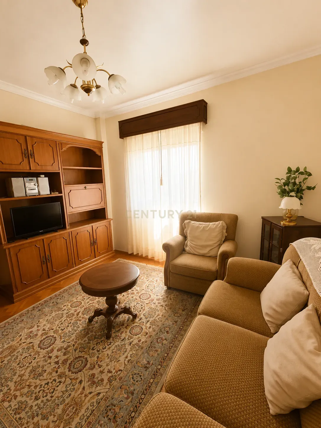 Fotografia 4 de Apartamento T2 para Recuperação em Camarate, Loures