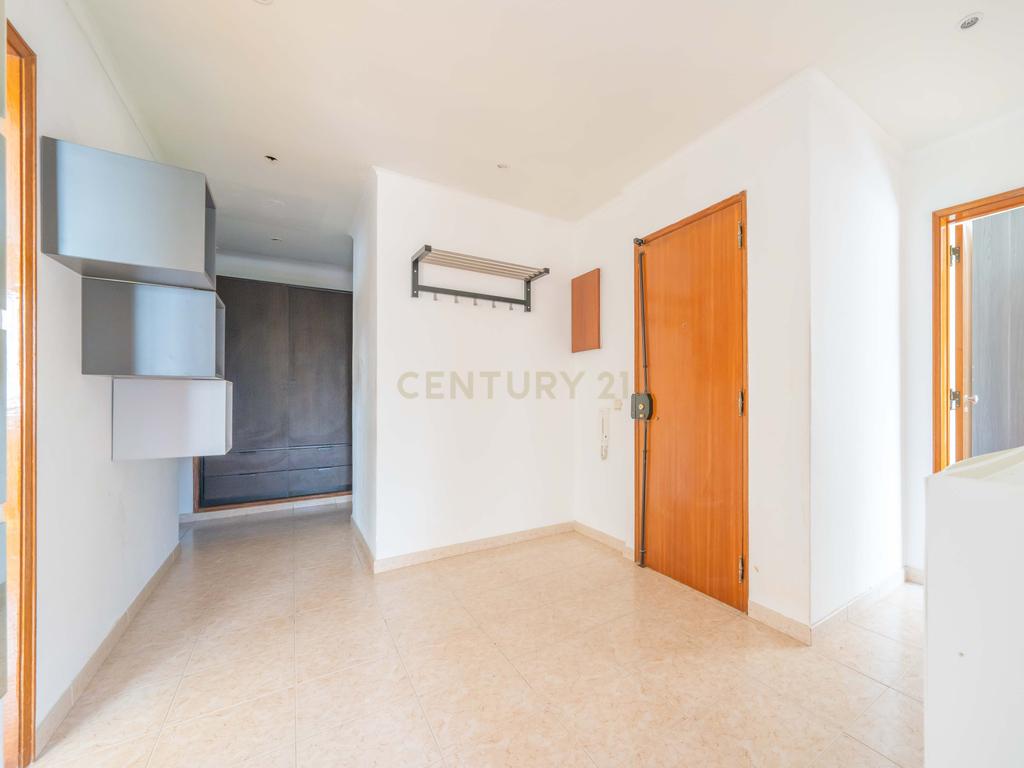Apartamento T3, Pronto Habitar, no Padre Nabeto, Aires - Image 25
