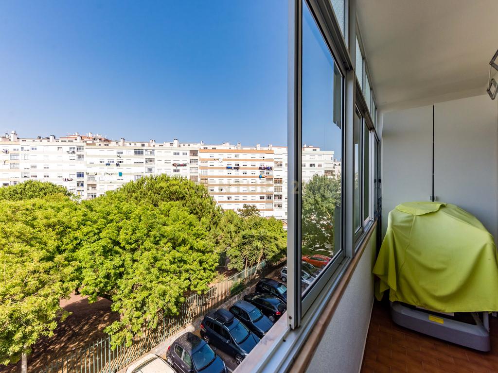 Apartamento Renovado T3 na Amadora - Image 20