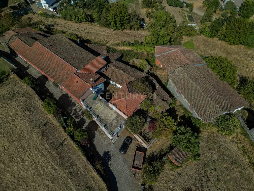 Espetacular Moradia em Rebordãos, Bragança - 8 Quartos - Image 31