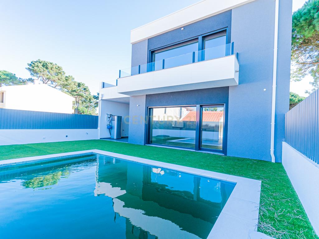 Moradia T3 Moderna com Piscina | Lagoa de Albufeira - Image 34