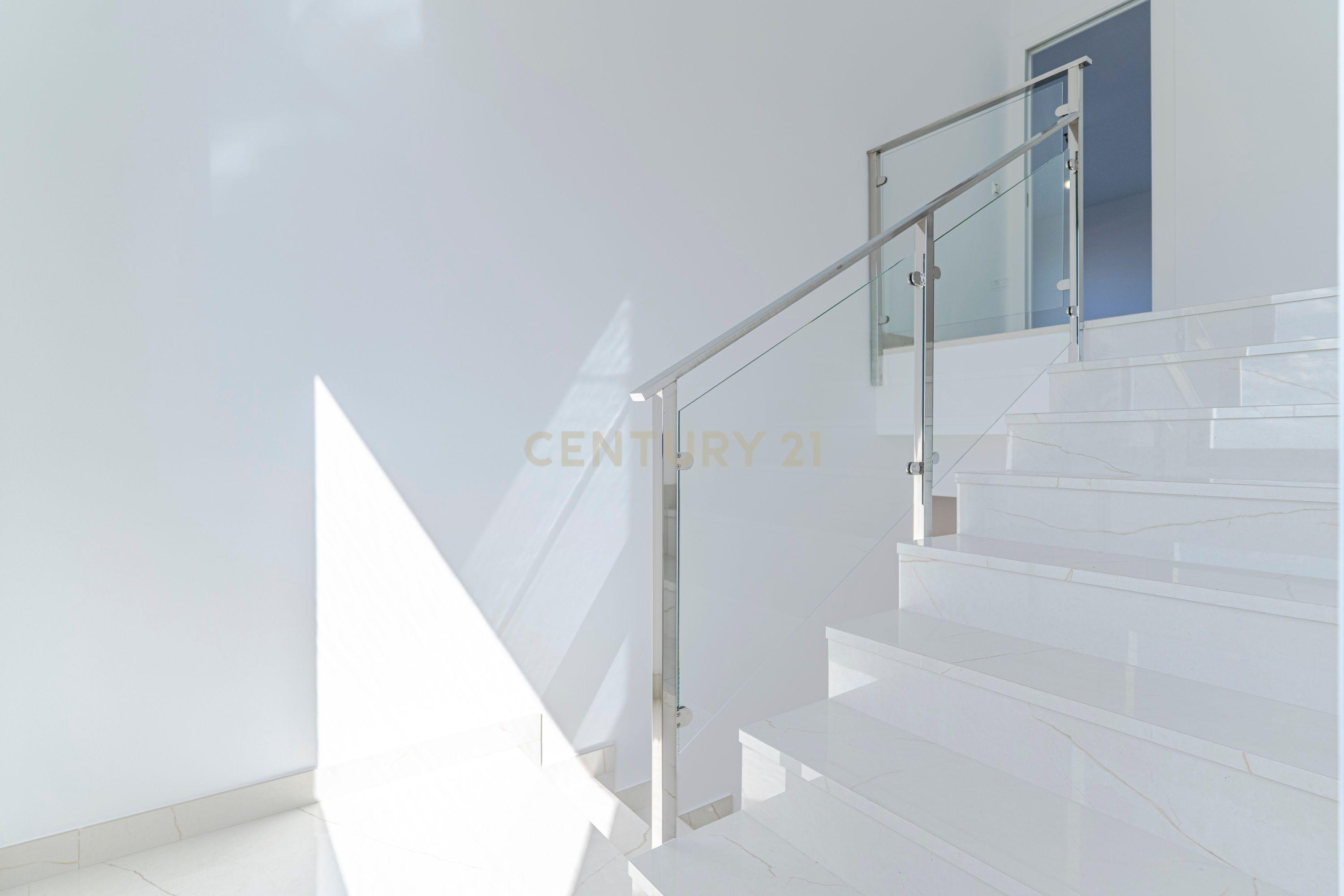 - Image 12