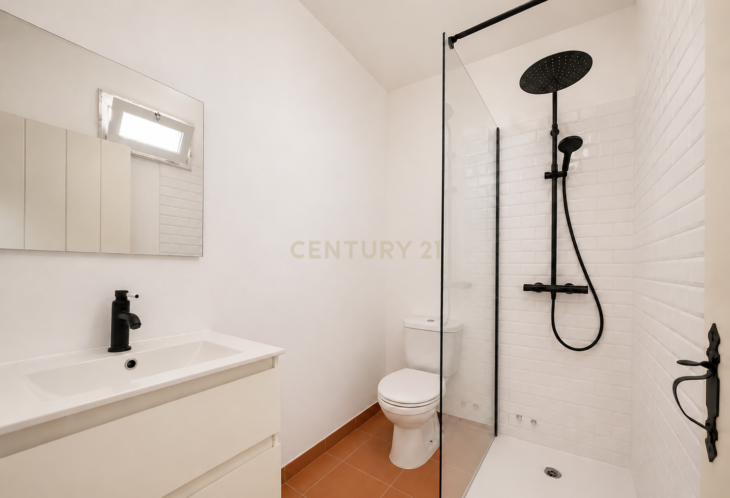 Fotografia 12 de Moradia T3 Totalmente Reabilitada com Terraço Panorâmico de 360º sobre a Cidade de Estremoz.