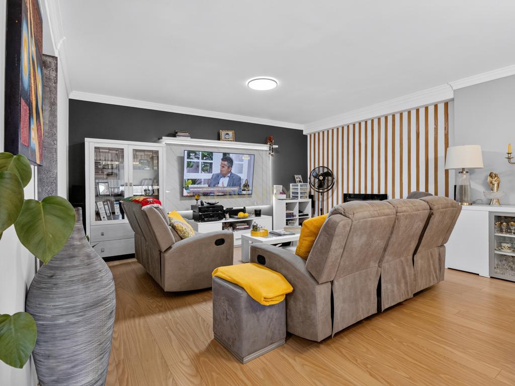 Apartamento T3 em Bragança com Vista Panorâmica - Image 1