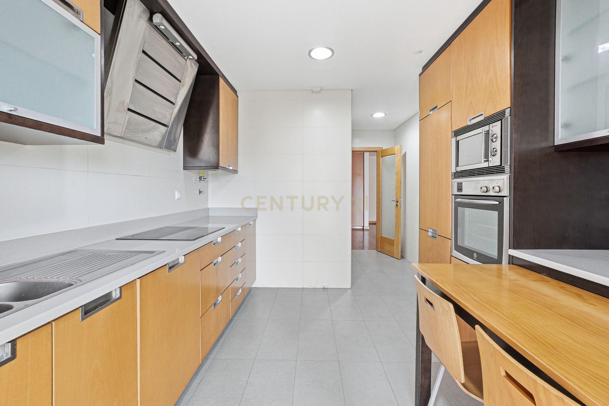 Fotografia 4 de Apartamento T3 com box de 30 m² | Vila Chã – Amadora