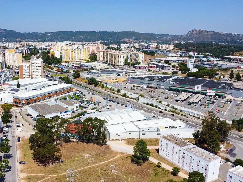 T2 com Vista Panorâmica sobre Setúbal | Excelente Localização - Image 29